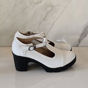 Mary Jane white heels size 8